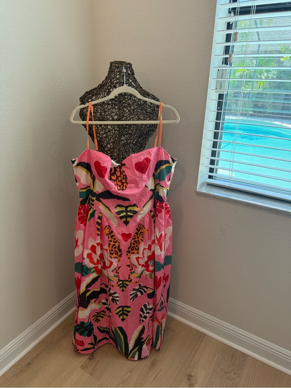 Pink Tropical Print Spaghetti-Strap Dress